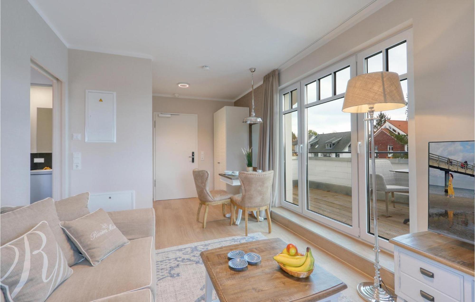 Amazing apartment in Ostseebad Boltenhagen with 1 Bedrooms, Sauna&WiFi Buitenkant foto